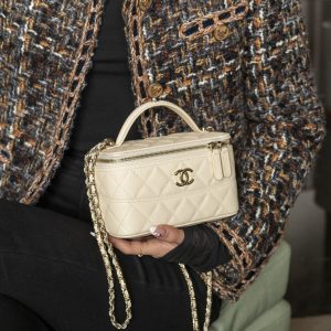 Chanel 25c 新款 手柄盒子包 荔枝牛 米白 图3