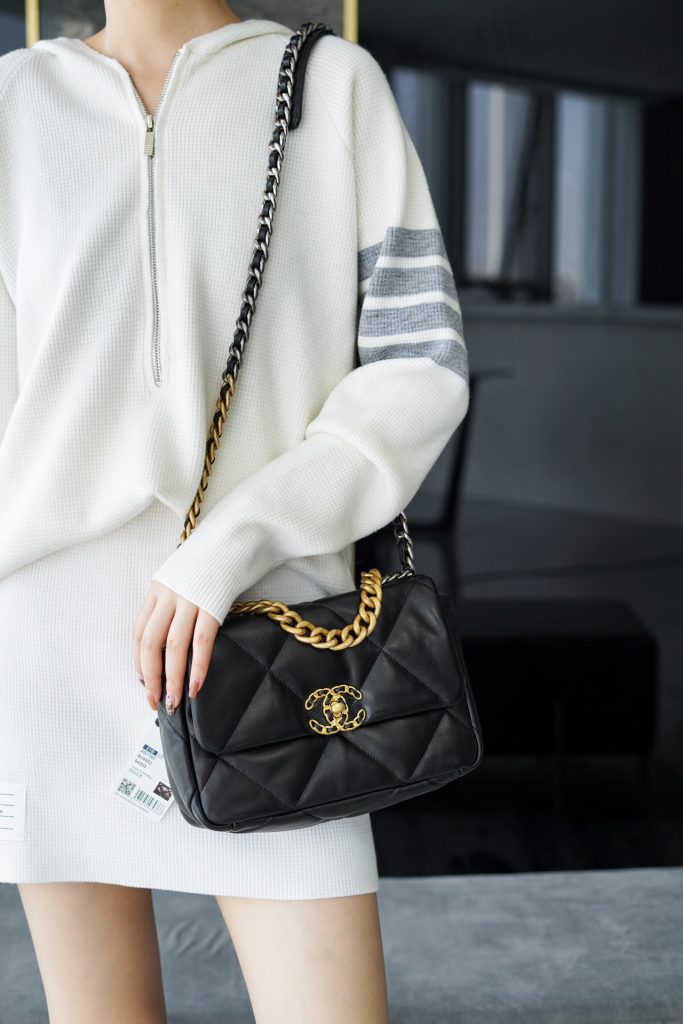CHANEL BAG 经典黑 小号 图1