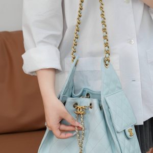 Chanel small hobo 蒂芙尼蓝小号 图4