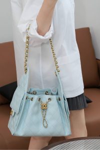 Chanel small hobo 蒂芙尼蓝小号 图6