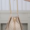 Chanel hobo bag 杏色鱼子酱 中号 图1
