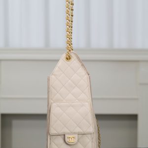 Chanel hobo bag 杏色鱼子酱 中号 图6