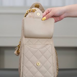 Chanel hobo bag 杏色鱼子酱 中号 图7