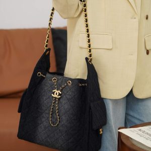 Chanel hobo bag 黑色牛仔 中号 图9