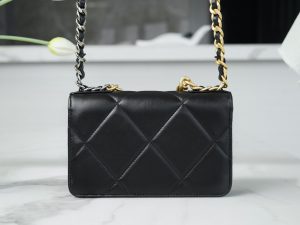CHANEL 23p 新款19woc 黑金 图3