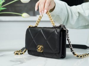 CHANEL 23p 新款19woc 黑金 图4