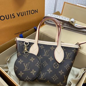 NEVERFULL BB 手袋 图1