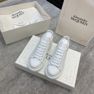 麦昆👟 dNfNf3uPjIxt 图1