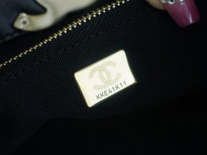 Chanel 31bag 大号黑色 褶皱小牛皮 图9