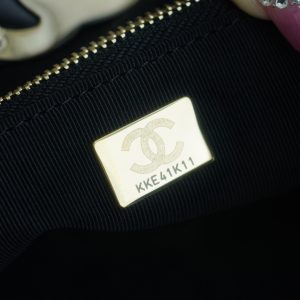 Chanel 31bag 大号黑色 褶皱小牛皮 图9