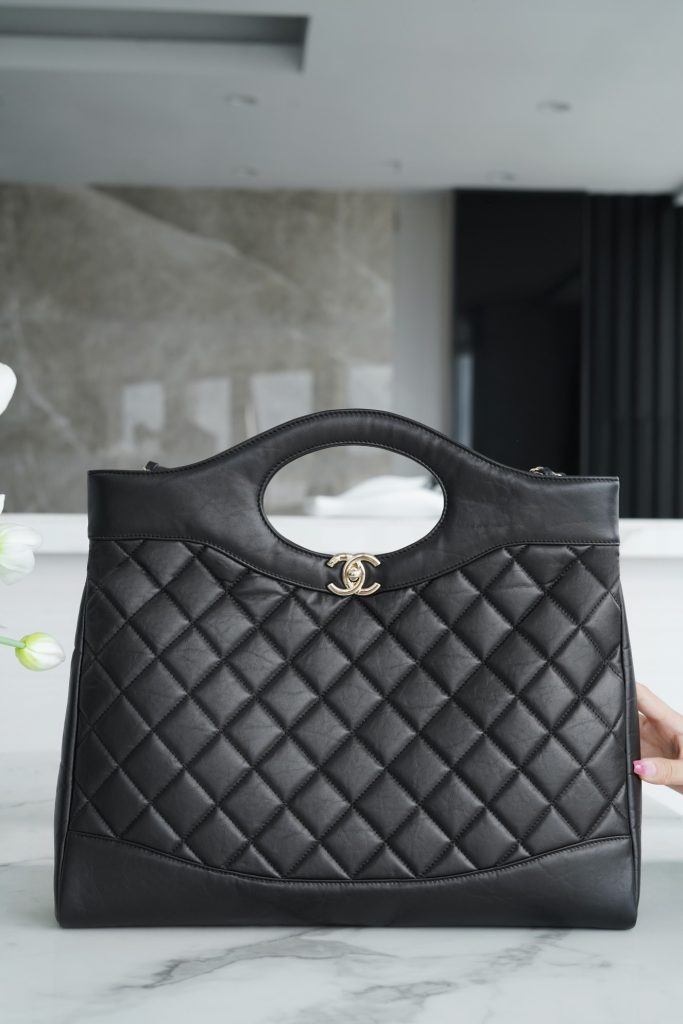 Chanel 31bag 大号黑色 褶皱小牛皮 图1