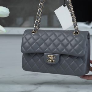 CF Classic Flap|小号 羊皮 深灰ʚྀིɞ 图1