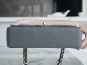 CF Classic Flap| 中号 羊皮 深灰ʚྀིɞ 图5