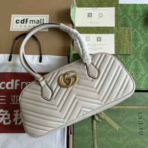 。【配全套原厂绿盒包装】GG MARMONT中号手提包。GG Marmont系列以新的形状和尺寸突出了标志性的matel 图1