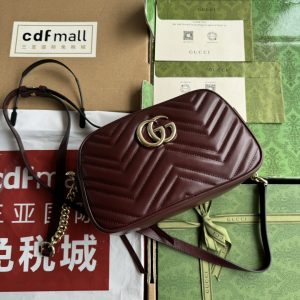 【配置专柜包装】原厂皮【新品】GG Marmont系列小号绗缝肩背包。GG Marmont系列链带迷你肩背包采用颇具结构 图1