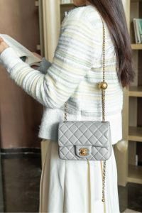 Chanel 金球方胖子 灰蓝色 图4