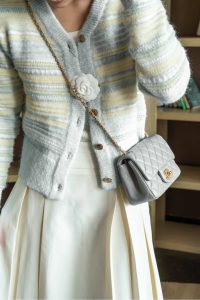 Chanel 金球方胖子 灰蓝色 图5