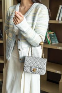 Chanel 金球方胖子 灰蓝色 图1