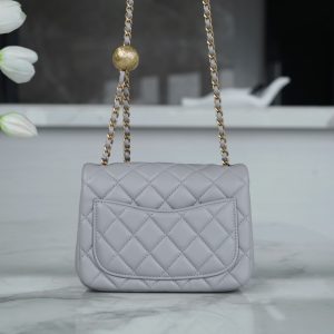 Chanel 金属球方胖子 浅灰 图3