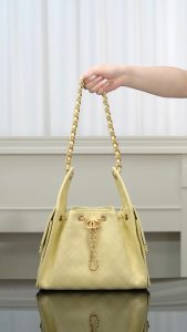 Chanel small hobo 小鸡黄 小号 图1