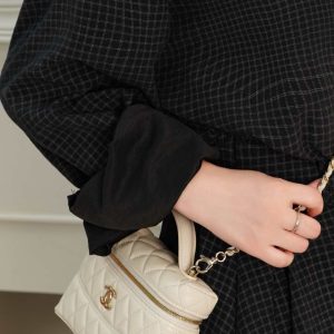 Chanel 25c 手柄盒子包 荔枝牛 米白 图3