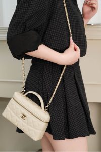 Chanel 25c 手柄盒子包 荔枝牛 米白 图4