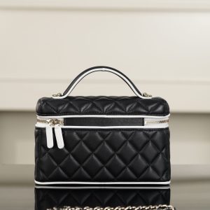 Chanel 26ss隐藏款 熊猫拼色LP盒子包 图2