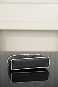 Chanel 26ss隐藏款 熊猫拼色LP盒子包 图9