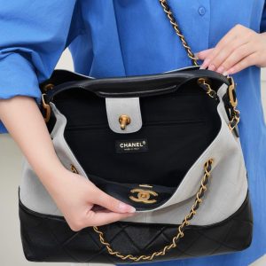 Chanel 25A 麂皮购物袋 灰色小号 图3