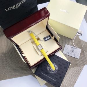 独家狠货来袭!渠道货!支持任意验货,江疏影同款!浪琴表黛绰维纳进口小牛皮系列!20.80 X 32.00mm 石英女士腕 图1