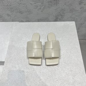 工厂价顶级高版本 代购品质 原版开发Bottega Venet*2023ss最新款夏季平底方凉拖鞋。BV新款Patch抢 图1
