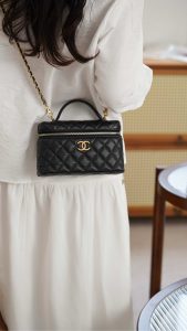 Chanel 25P 新款饭盒包 黑金 荔枝牛 图6