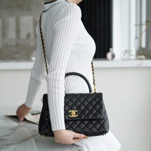 CHANEL Coco handle 牛皮手柄 黑色 中号 图2