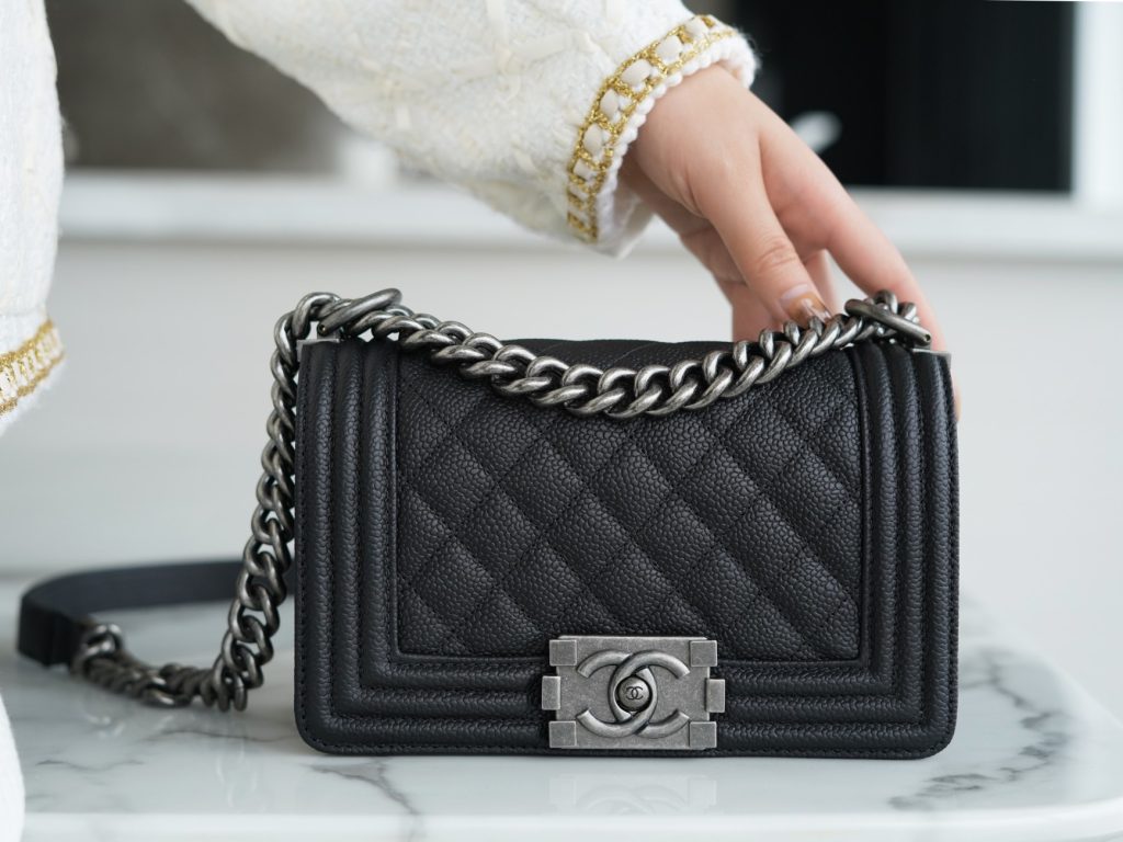 Chanel Leboy 大球纹 黑银小号 图1