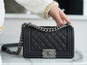 Chanel Leboy 大球纹 黑银小号 图1