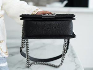 Chanel Leboy 大球纹 黑银小号 图5