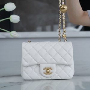 Chanel 金属球方胖子 白色 图1