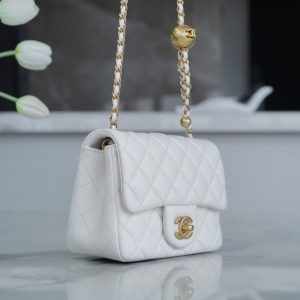Chanel 金属球方胖子 白色 图2