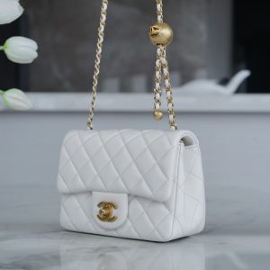 Chanel 金属球方胖子 白色 图4