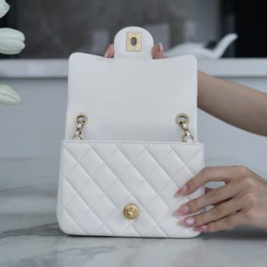 Chanel 金属球方胖子 白色 图7