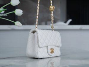 Chanel 金属球方胖子 白色 图2