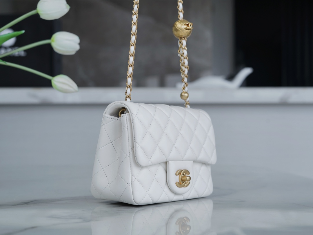 Chanel 金属球方胖子 白色 图2