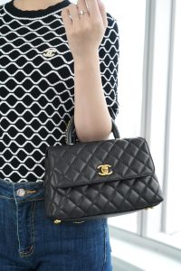 CHANEL 23P Coco handle 黑色 小号 图1
