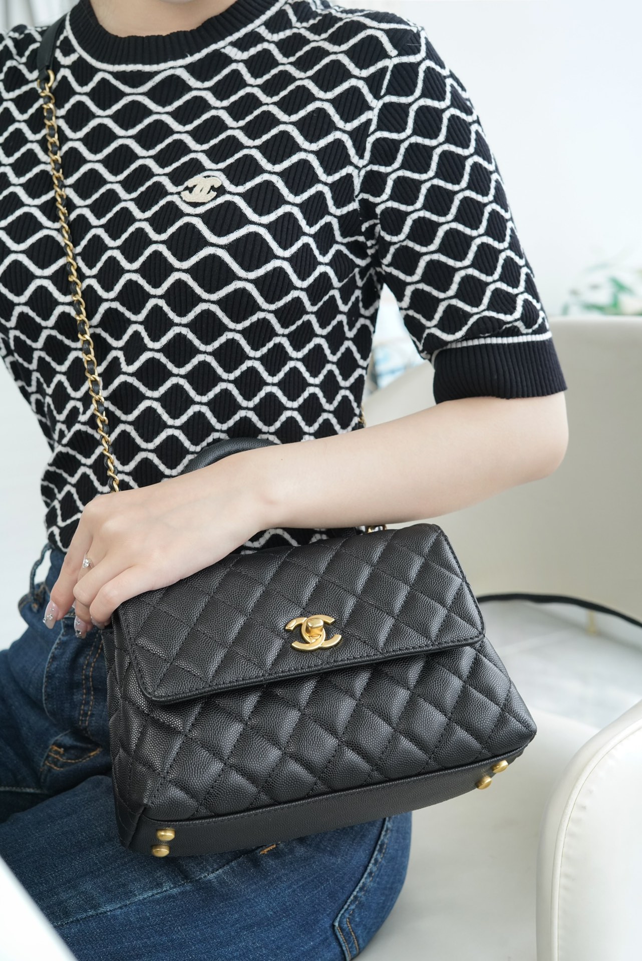 CHANEL 23P Coco handle 黑色 小号 图9