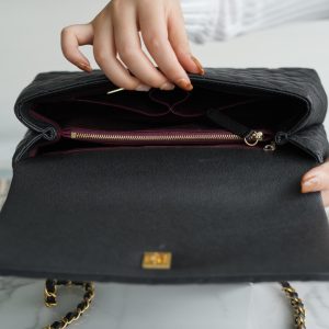 CHANEL Coco handle 牛皮手柄 黑色 中号 图8