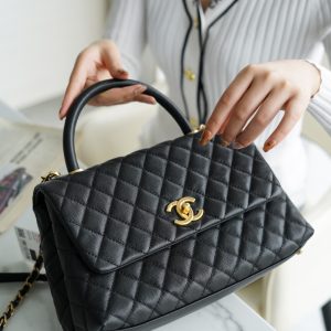CHANEL Coco handle 牛皮手柄 黑色 中号 图9