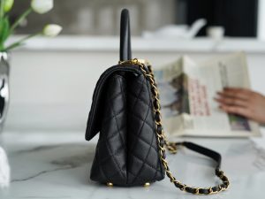 CHANEL Coco handle 牛皮手柄 黑色 中号 图5
