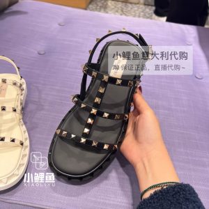 顶级版本华伦天奴 图1
