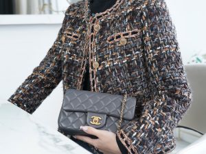 Chanel 金属球 Mini深灰色 图1