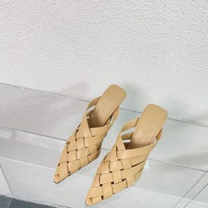 工厂价顶级高端版本 代购品质 原版开发 Bottega Venet*2023ss最新款夏季高跟尖头凉拖鞋。BV新款抢手编 图1